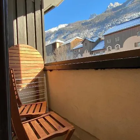 Confortable F2 1 A 4 Pers Vue Montagne *
